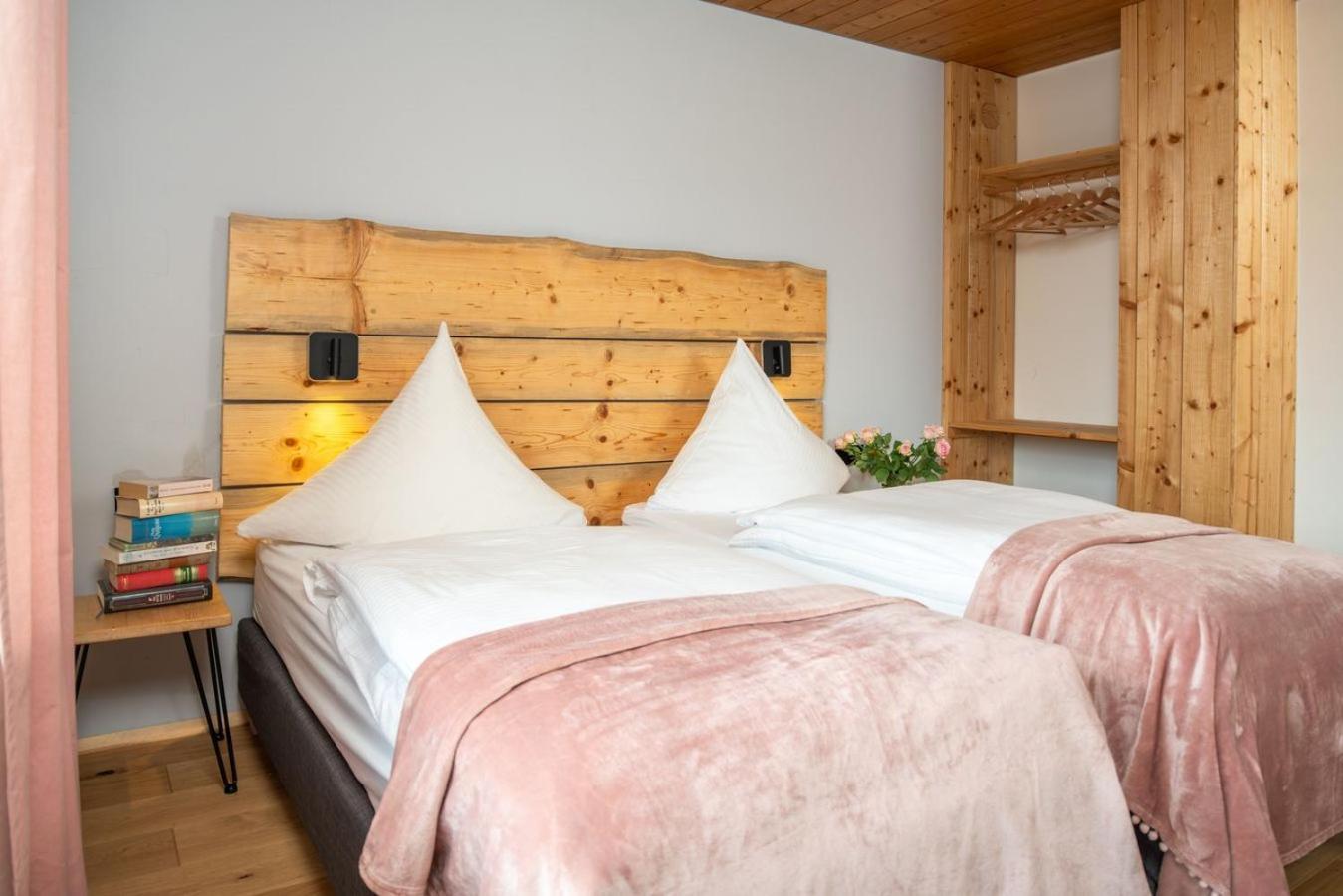 Boutique Hotel And Apartments Pension Sternen Todtmoos Exterior photo